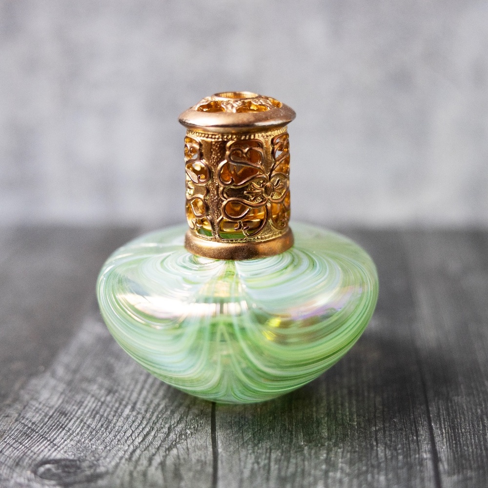 La Tee Da Art Glass Effusion Fragrance Oil Lamp Pulled Green Opalescent EUC